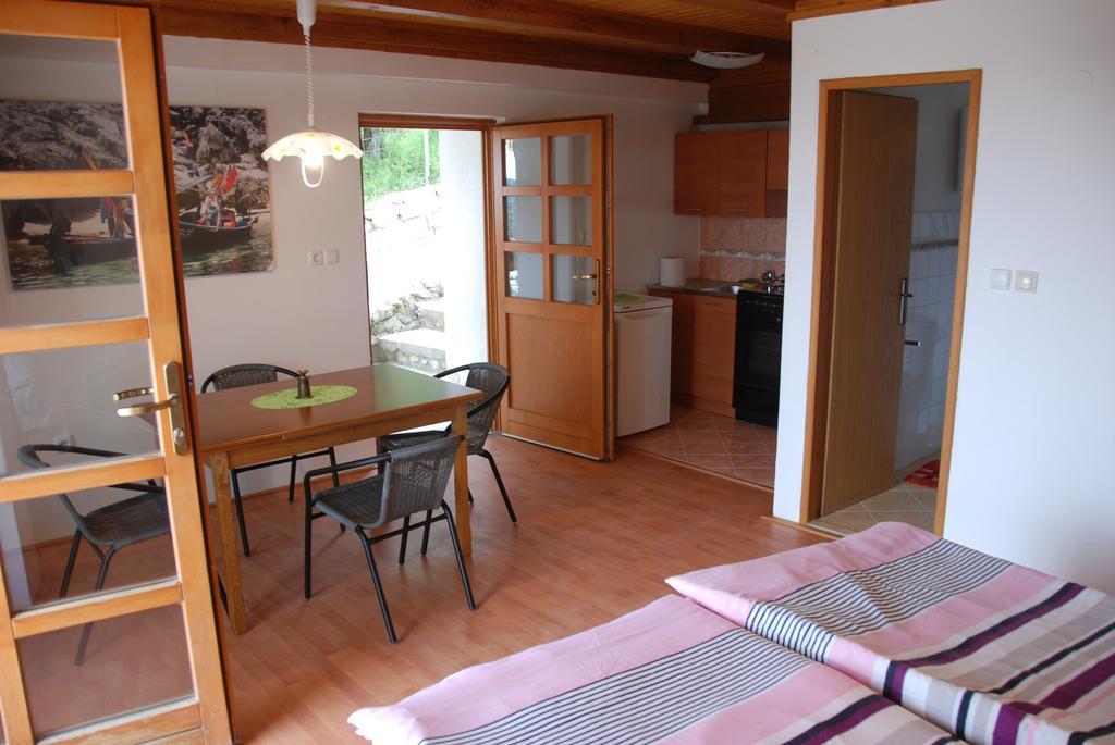 Apartments Orli Hnizdo ราบ ภายนอก รูปภาพ